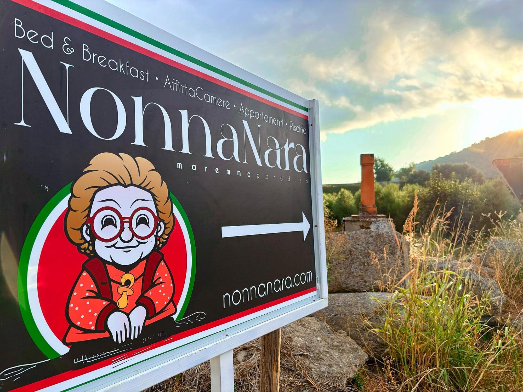 Nonna Nara Bed & Breakfast Grosseto Bagian luar foto